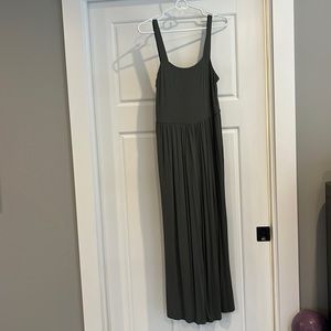 Wilfred free wide leg jumper with pockets.